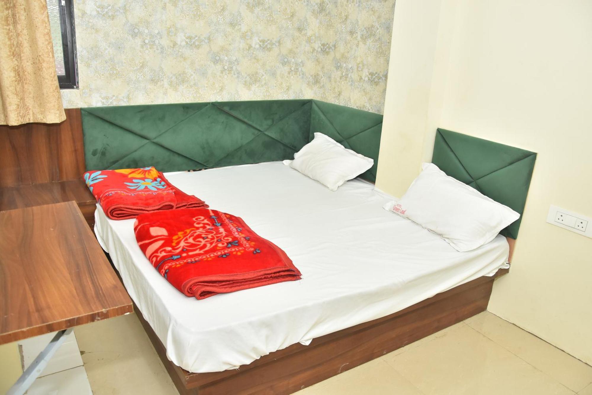 Green Leaf Ujjain Ngoại thất bức ảnh